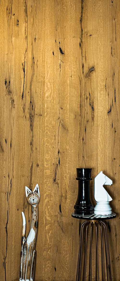 Vintage Rovere With Props